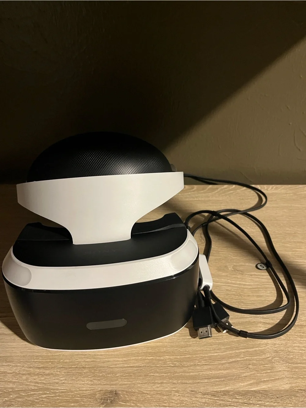Sony Virtual Reality Headset for PlayStation 4